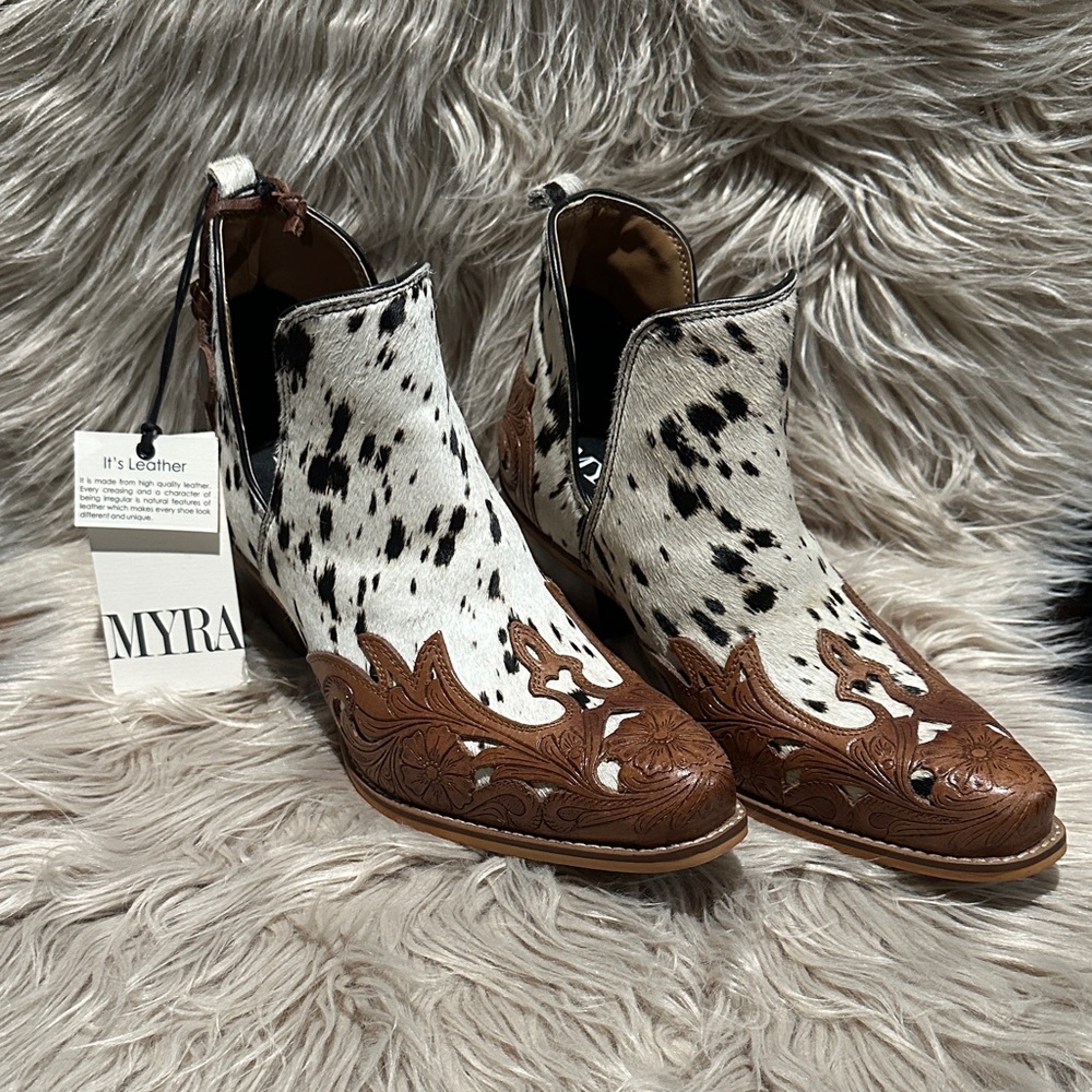 Myra Bag Cowhide and Leather Ankle Boots - Black and Brown
